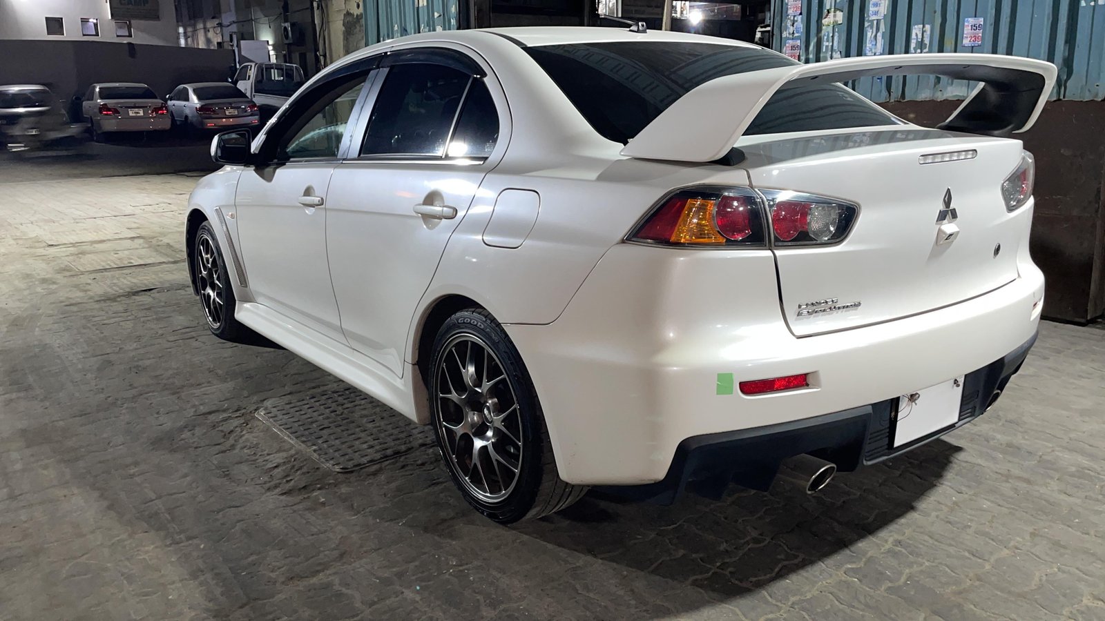 Mitsubishi Lancer Evolution X - Photo 6