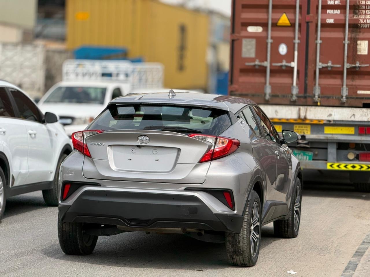 Toyota C-HR - Photo 4